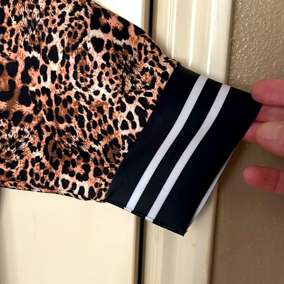 Ladies Zoic Cycling Jersey. Amazing Cheetah Print!  Size S. New/wtags - Picture 5 of 11